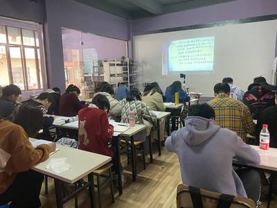 數字浪潮中的文藝暖光 杭州萬前文化創意與信息技術咨詢服務融合啟示